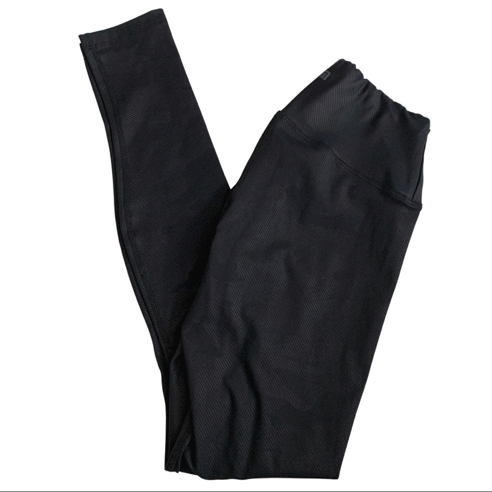 Montiel size XS black muted camo print athletic leggings